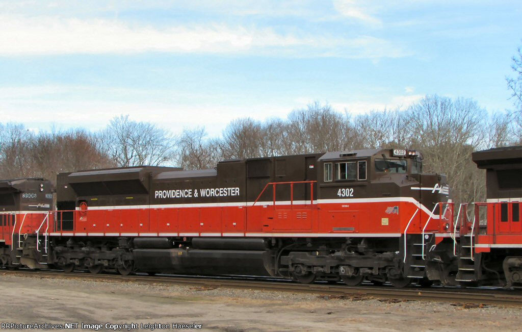 4302 32